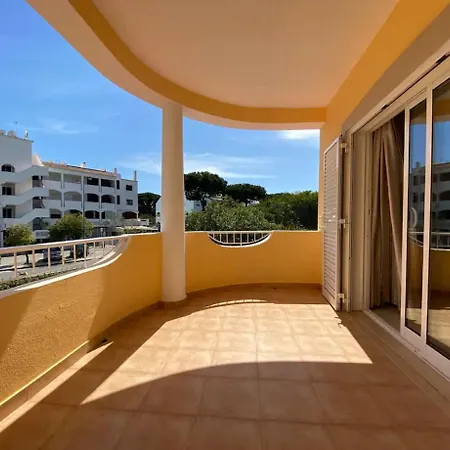 Orange With Private Pool Albufeira