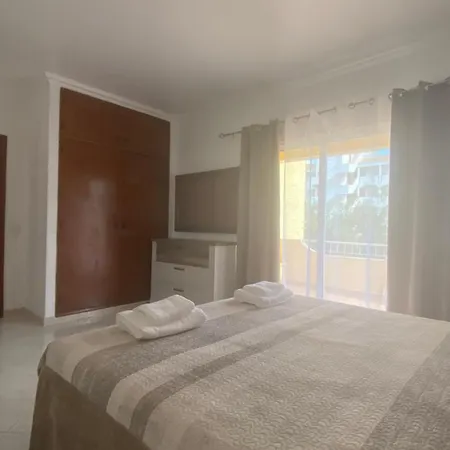 Orange With Private Pool Albufeira