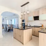 Villa Orange With Private Pool
