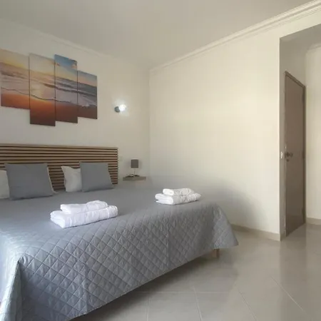 Orange With Private Pool فيلة