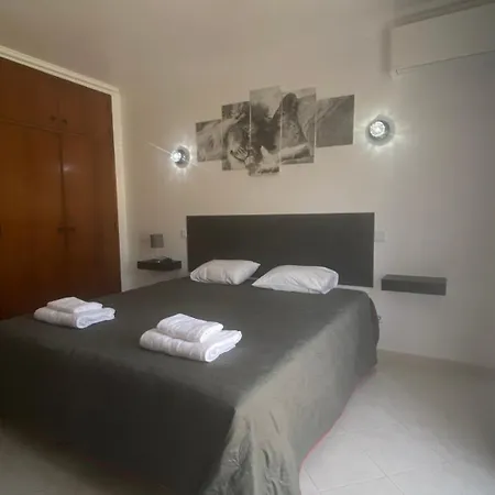 Villa Orange With Private Pool Albufeira