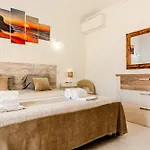 Orange With Private Pool Албуфейра
